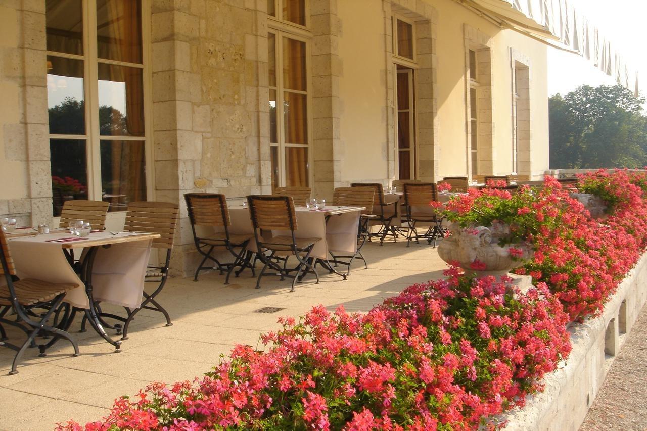 Chateau D'Augerville Golf & Spa Resort Esterno foto