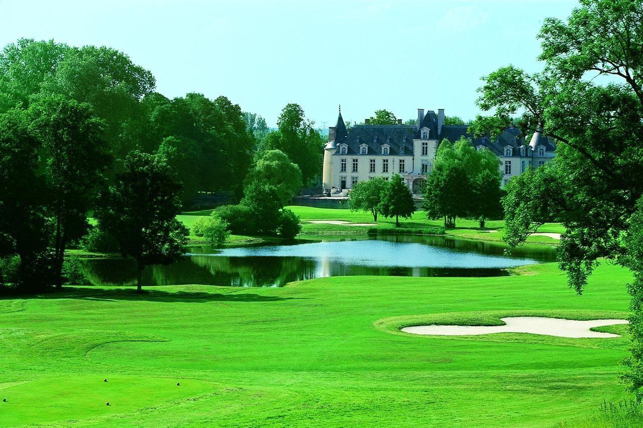 Chateau D'Augerville Golf & Spa Resort Esterno foto