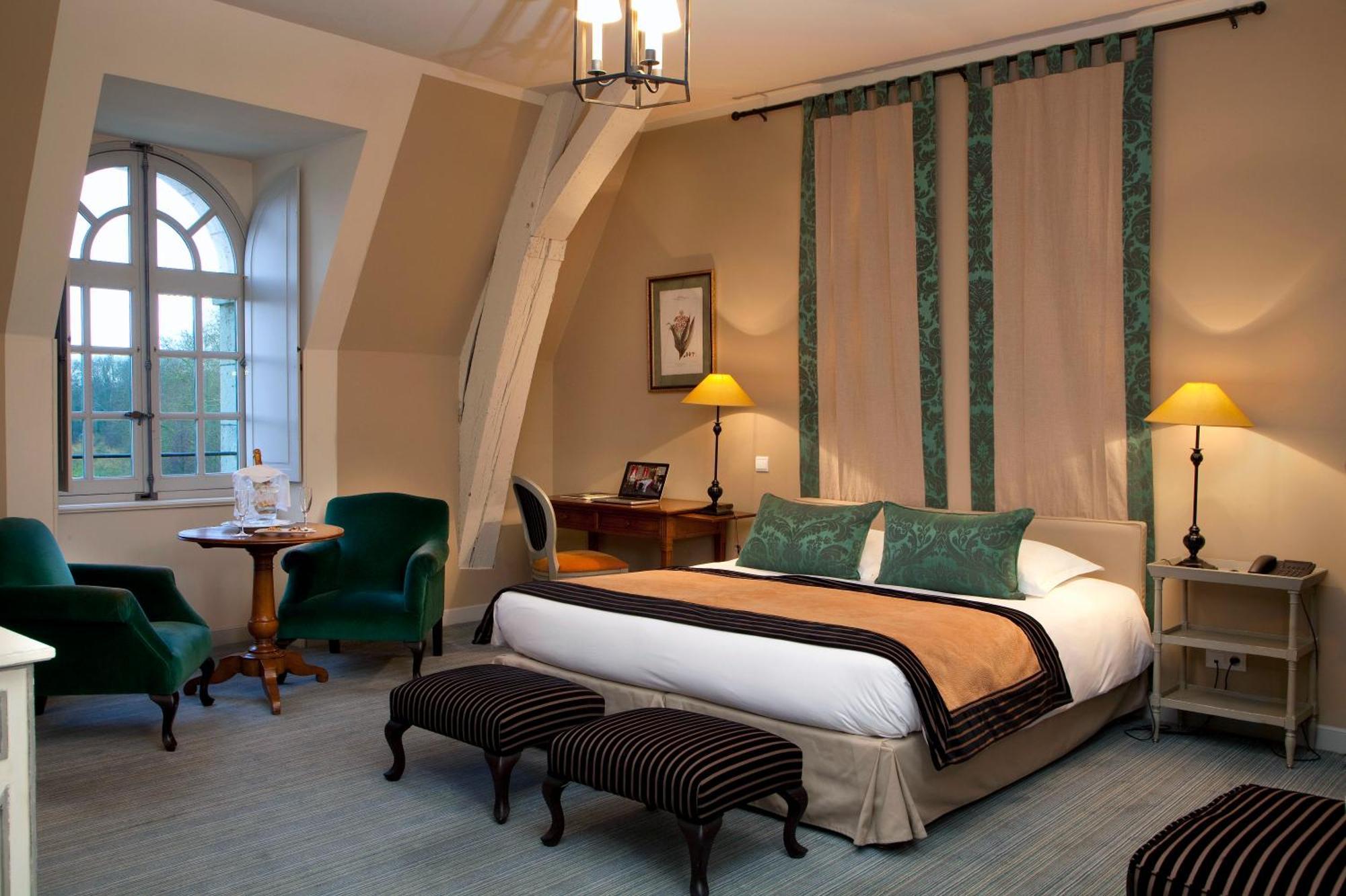 Chateau D'Augerville Golf & Spa Resort Esterno foto