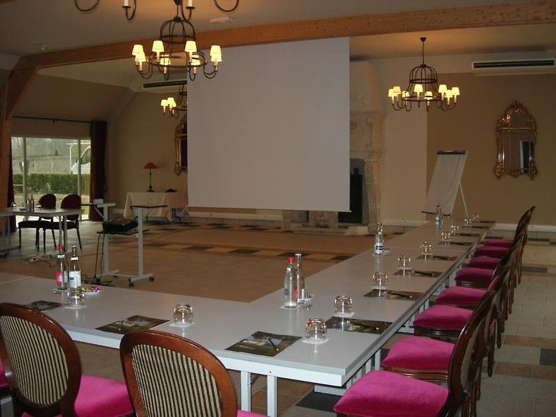 Chateau D'Augerville Golf & Spa Resort Esterno foto