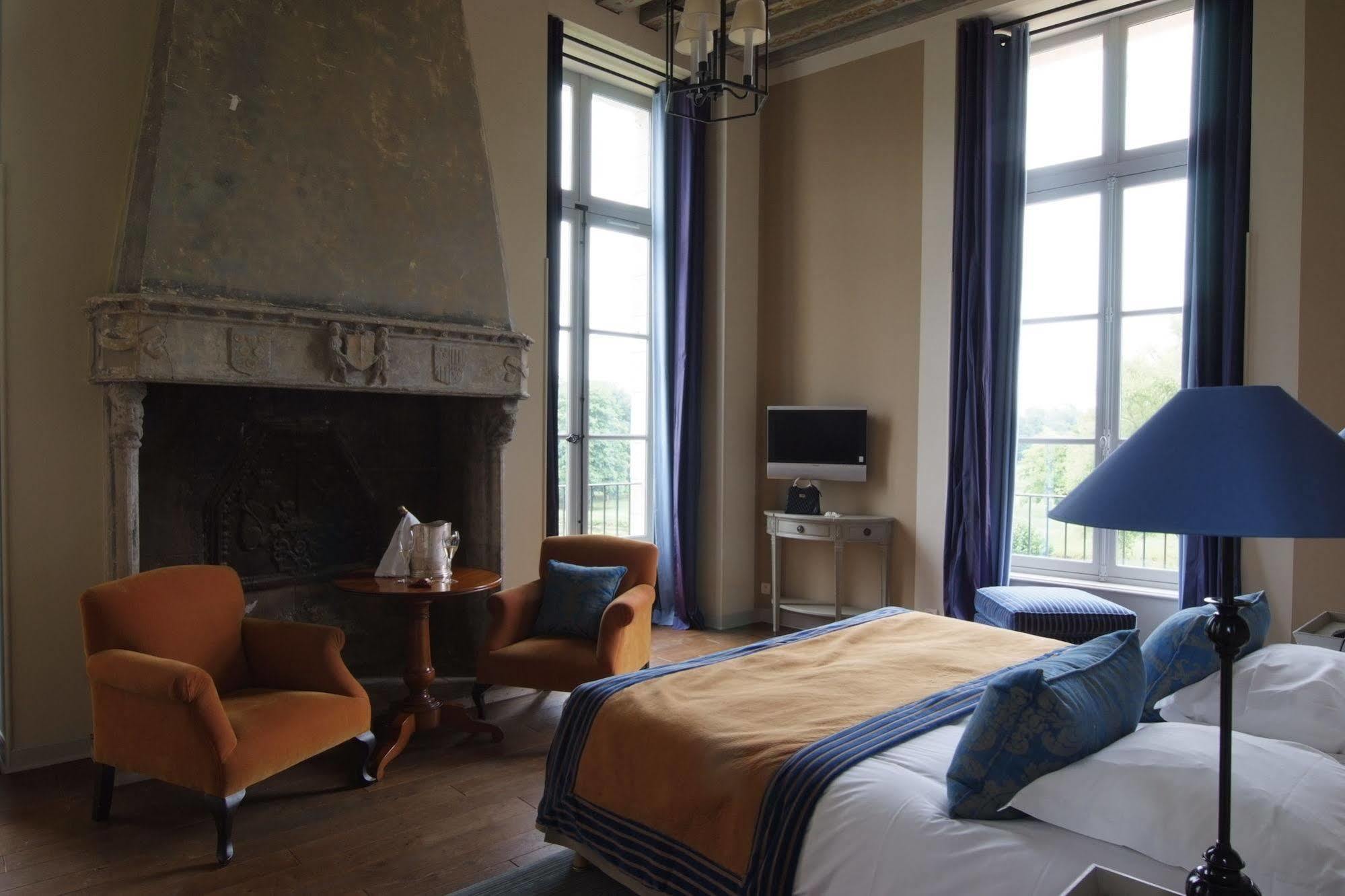 Chateau D'Augerville Golf & Spa Resort Esterno foto