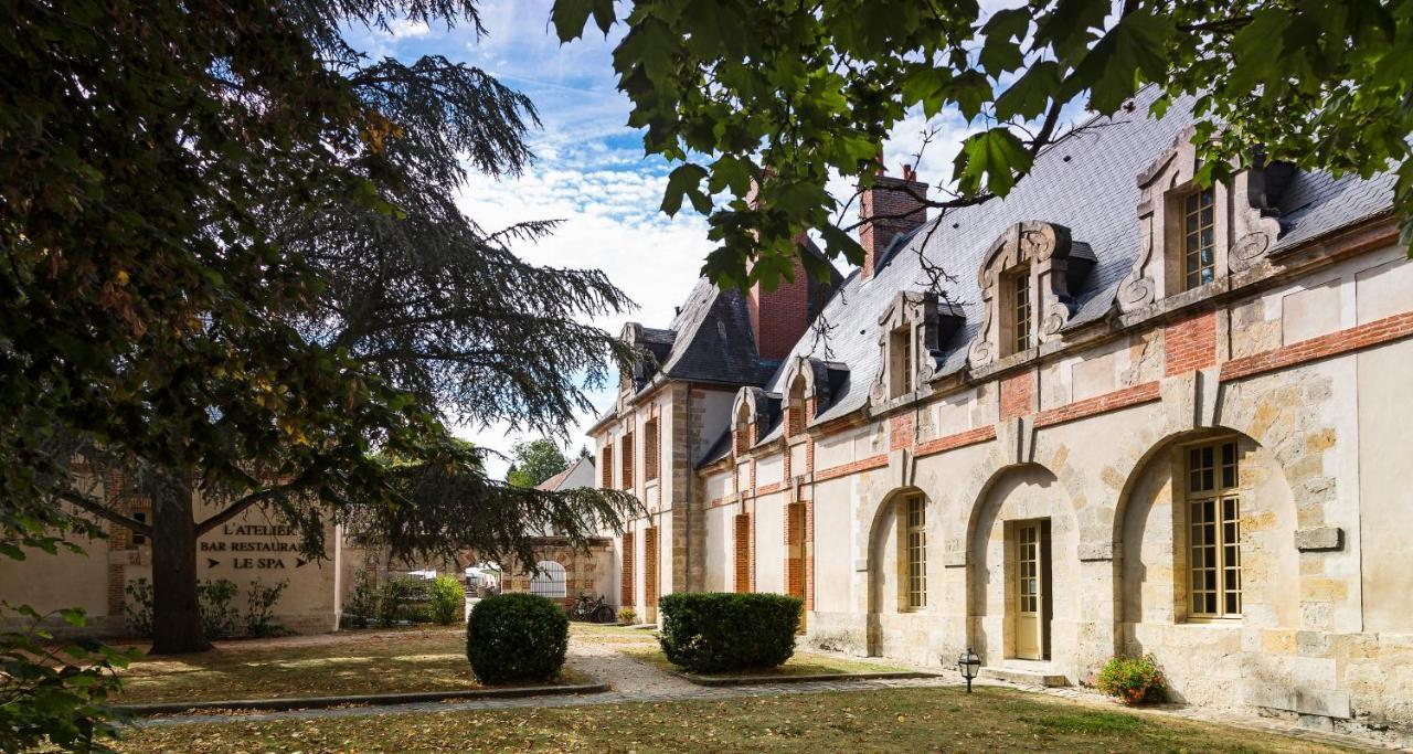Chateau D'Augerville Golf & Spa Resort Esterno foto